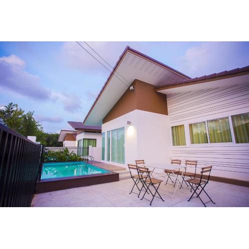 GAO Akira Pool Villa