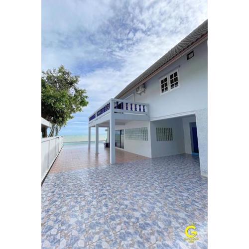 Gao Bee One Beach Club