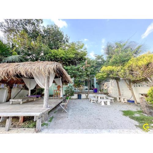 GAO Sailor Mezz Beachfront