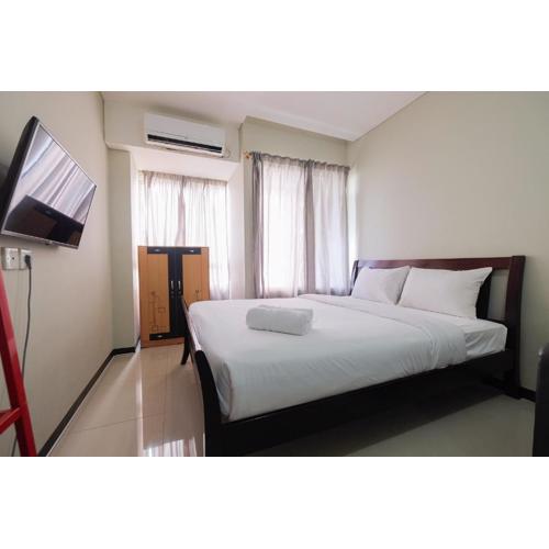 Garden View Studio at Nifarro Park Apartment By Travelio