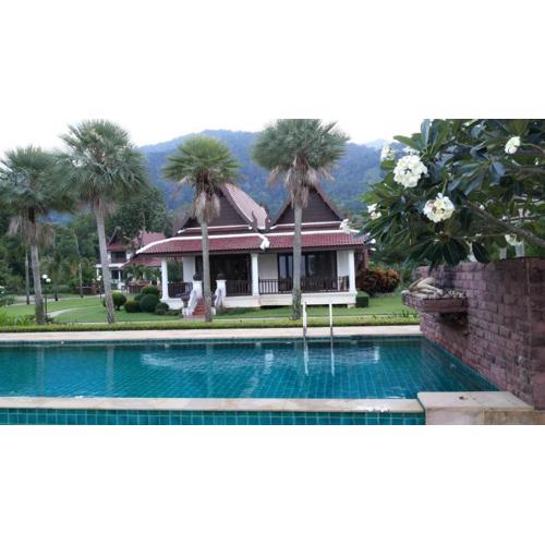 Gardenia Oceanfront Villa