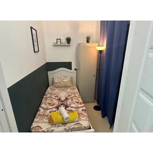 Gateway Partition Room in Barsha Mashreq Metro