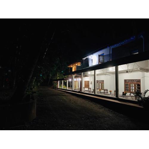 Geeth Lanka River Resort