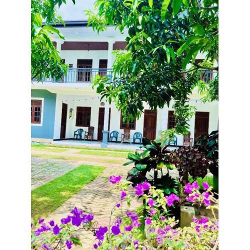 Geethani Tourist Home Polonnaruwa