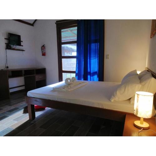 Genevieve Guest House and Tours