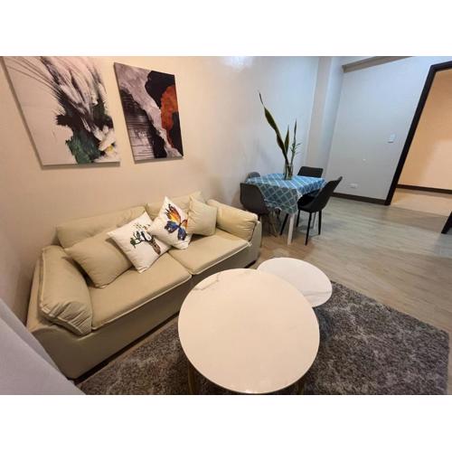 GENTRY MANOR fast WiFi,Balcony near Okada,MOA&NAIA 8Q