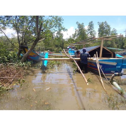 geofark ciletuh fishing boats