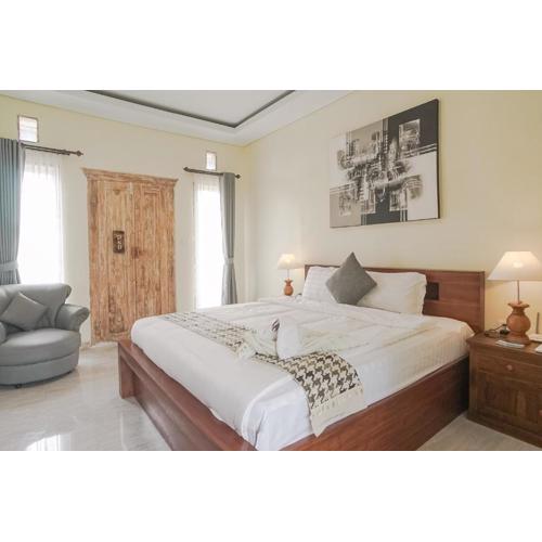 Giri Krisna Guest House