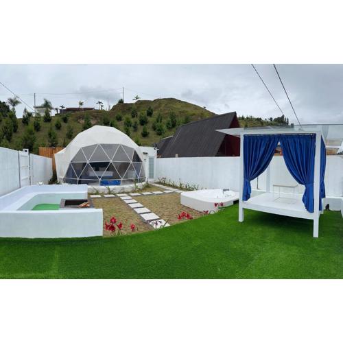 Glamping dome alisha