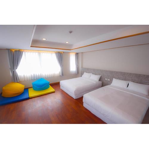 Glur Central Pratunam