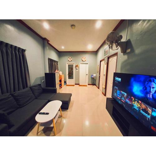 Gn story love บ้านเกาะล้าน 小珊瑚岛班泳池别墅