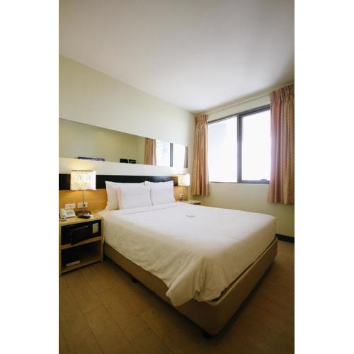 Go Hotels Iloilo