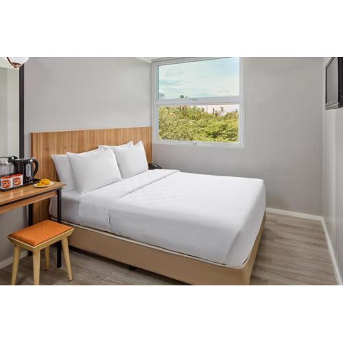 Go Hotels Plus Bacolod - Newly Renovated