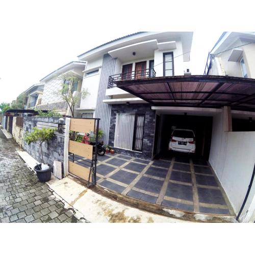 Godean Living Homestay Jogja Family only