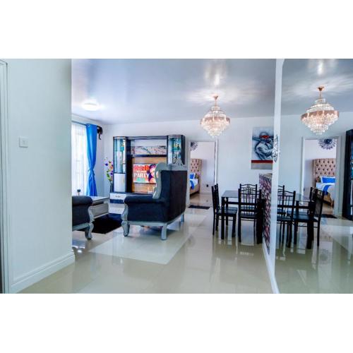 Godwins Apartment Ensuite,10mins to Airport,SGR and Malls