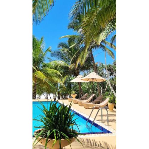 Golden Beach Paradise