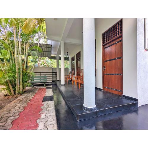 Golden Pearl Safari Villa