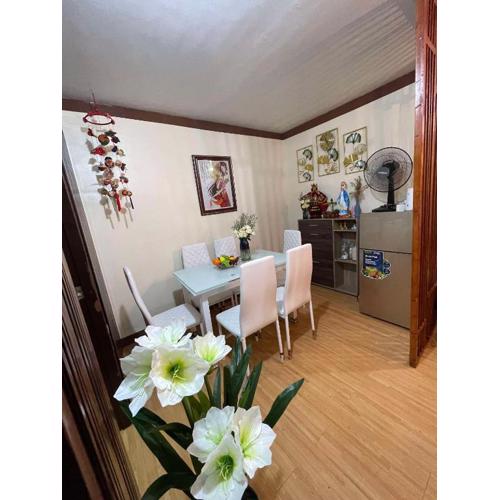 Golden Poppy Cozy Condo