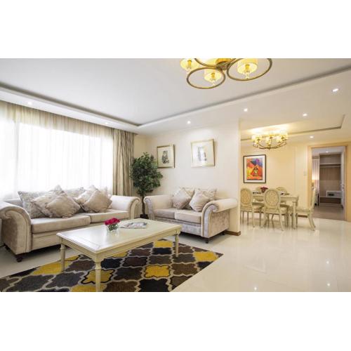 Golden Prince Hotel & Suites
