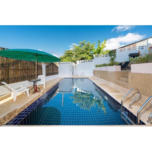 Golden Sands Villa only 15 minutes walk to beach