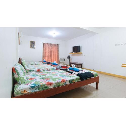 Golden Success Hotel I by RedDoorz