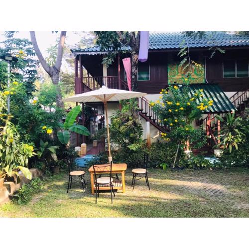 Golden Triangle Palace Hotel