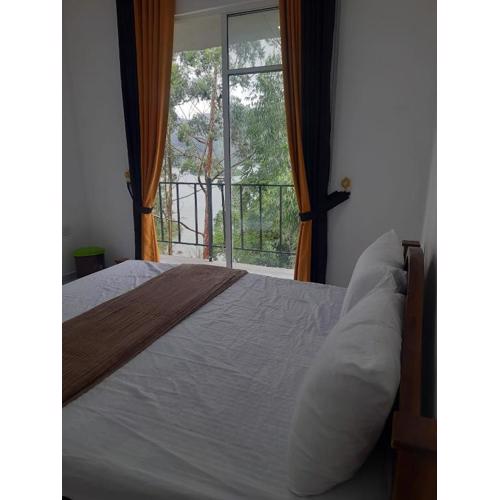 Golden Waters Stay&Dine