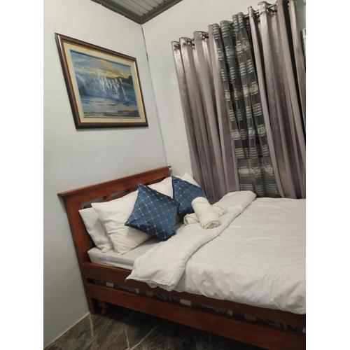 Goldland Caelestis Guest House