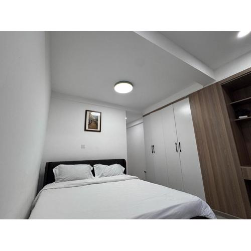 Goldpark Homes 1BR near Yaya Centre