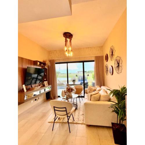 Golf and jacuzzi apartment, minimum 2 nights