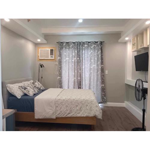 Golf View, New Studio Apartment Grand Residences Cebu, North Tower A