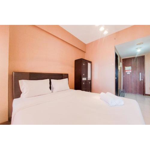 Good and Clean Studio Apartment Scientia Residence By Travelio