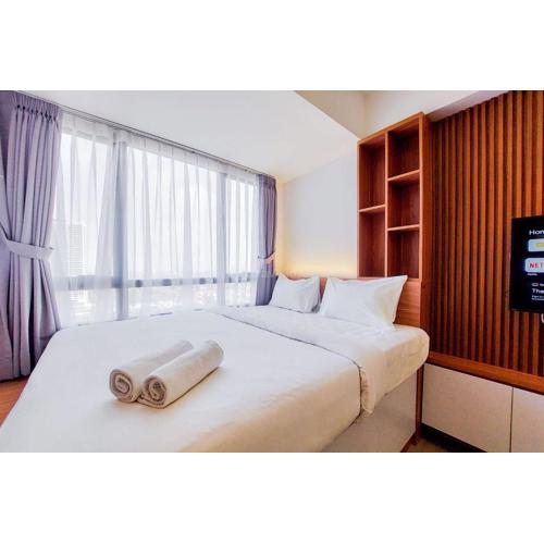 Good and Homey Studio at Collins Boulevard Apartment By Travelio