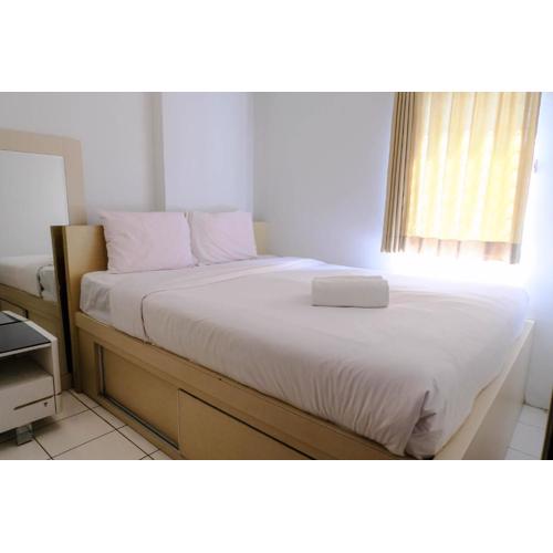 Good Choice 2BR at 12th Floor Gateway Ahmad Yani Cicadas Apartment By Travelio