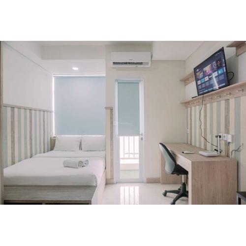 Good Choice and Homey Studio Apartment at B Residence By Travelio