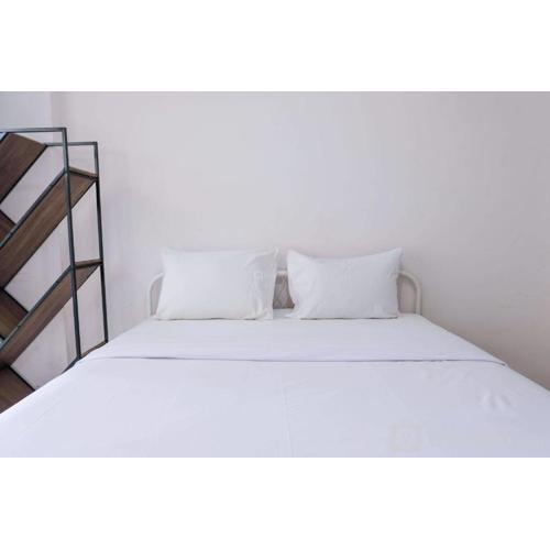 Good Choice Studio at Gateway Pasteur Apartment By Travelio