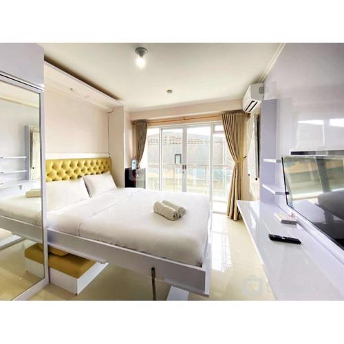 Good Choice Studio Room at Gateway Pasteur Apartment By Travelio
