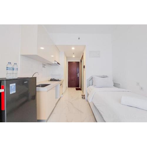 Good Deal and Comfortable Studio at Sky House BSD Apartment By Travelio