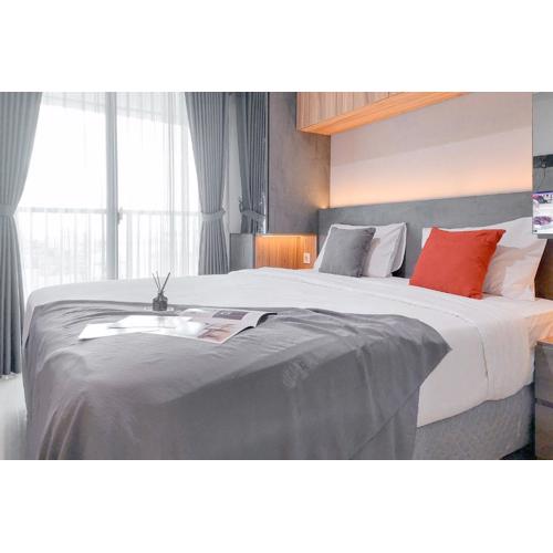 Good Deal and Homey 1BR (without living room) Bintaro Embarcadero Apartment By Travelio