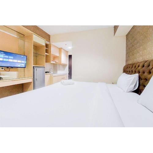 Good Deal and Homey Studio Apartment Atria Residences Gading Serpong By Travelio