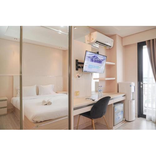 Good Deal and Restful Studio Kebayoran Icon Apartment By Travelio
