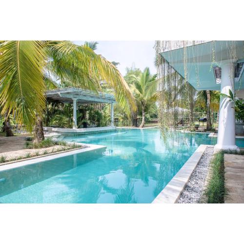 GOOD STORY at NIRBANA ISLAND