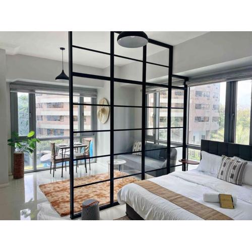 Gora studio in Avant BGC parking with fee