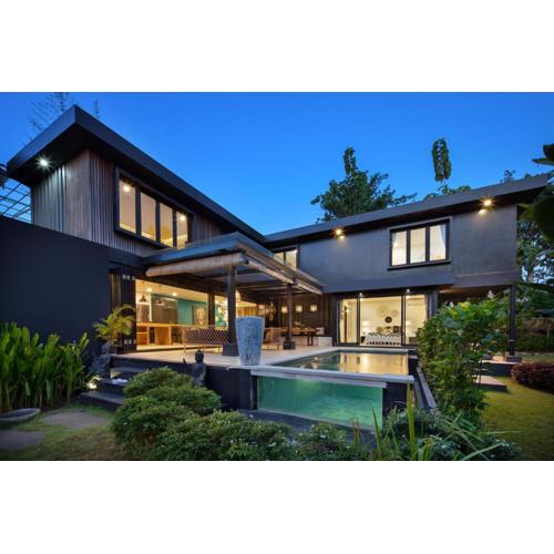 Gorgeous Villa Fizia in Bingin Center