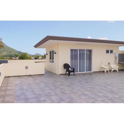 Gracious Haven - Fully Equipped Rooftop with private terrace house in Saint-Pierre, Moka