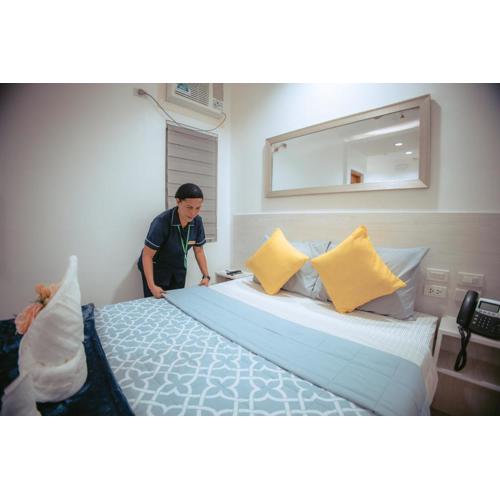 Graham Hotels & Suites