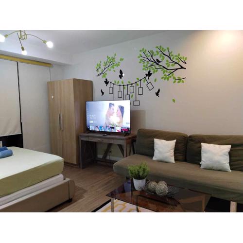 Gramercy Residences 2bedroom with Balcony