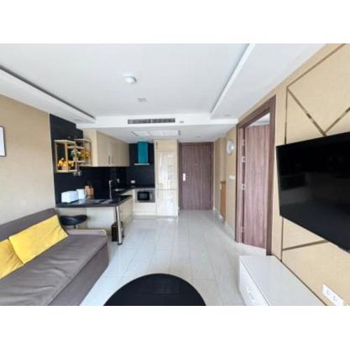 Grand Avenue Super Condo