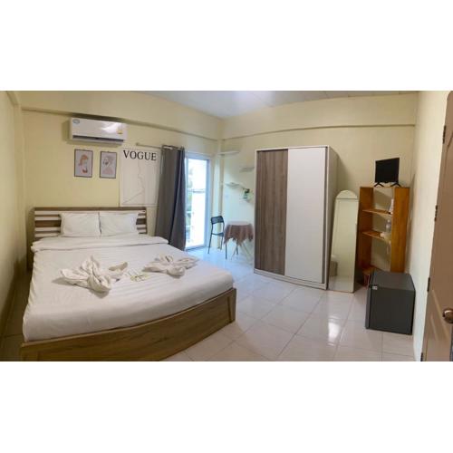 Grand Bangsaen Hotel