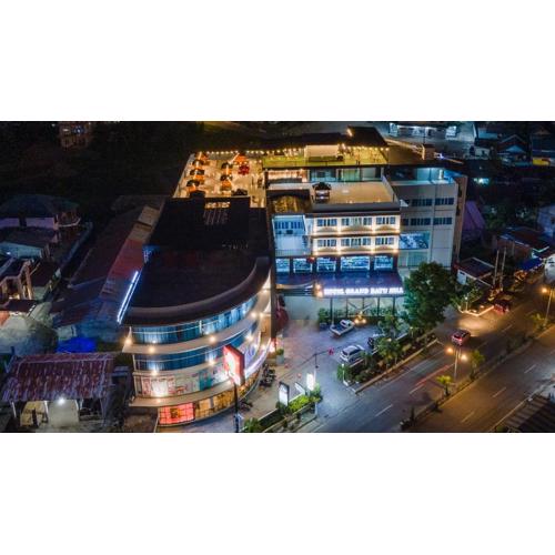 Grand Bayu Hill Hotel